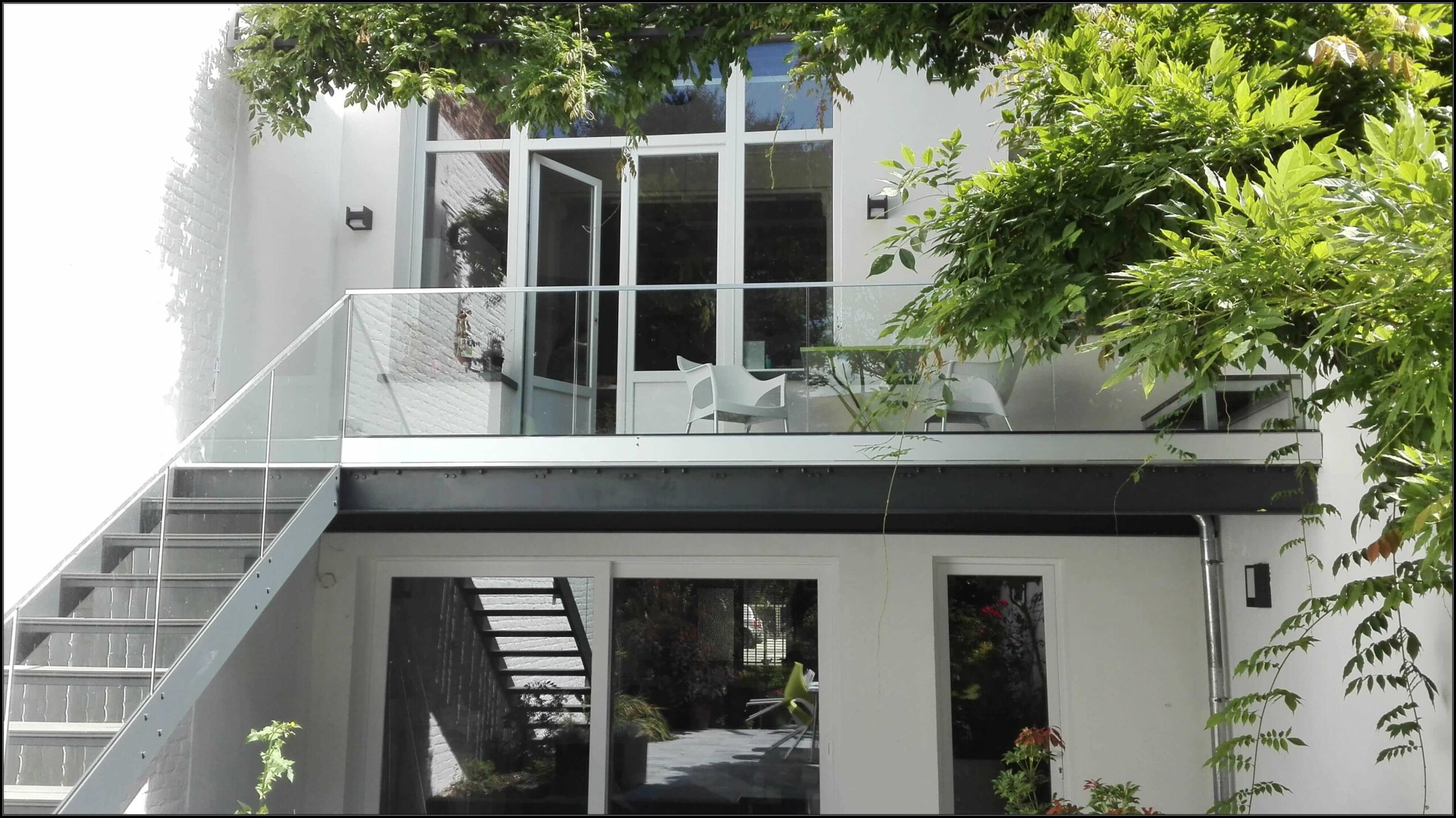 News-Sunny-terrace